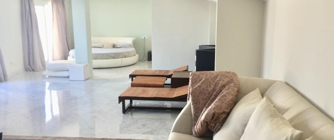Resale - apartment - Marbella - Puerto Banús