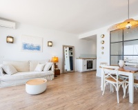 Resale - apartment - Marbella - Puerto Banús