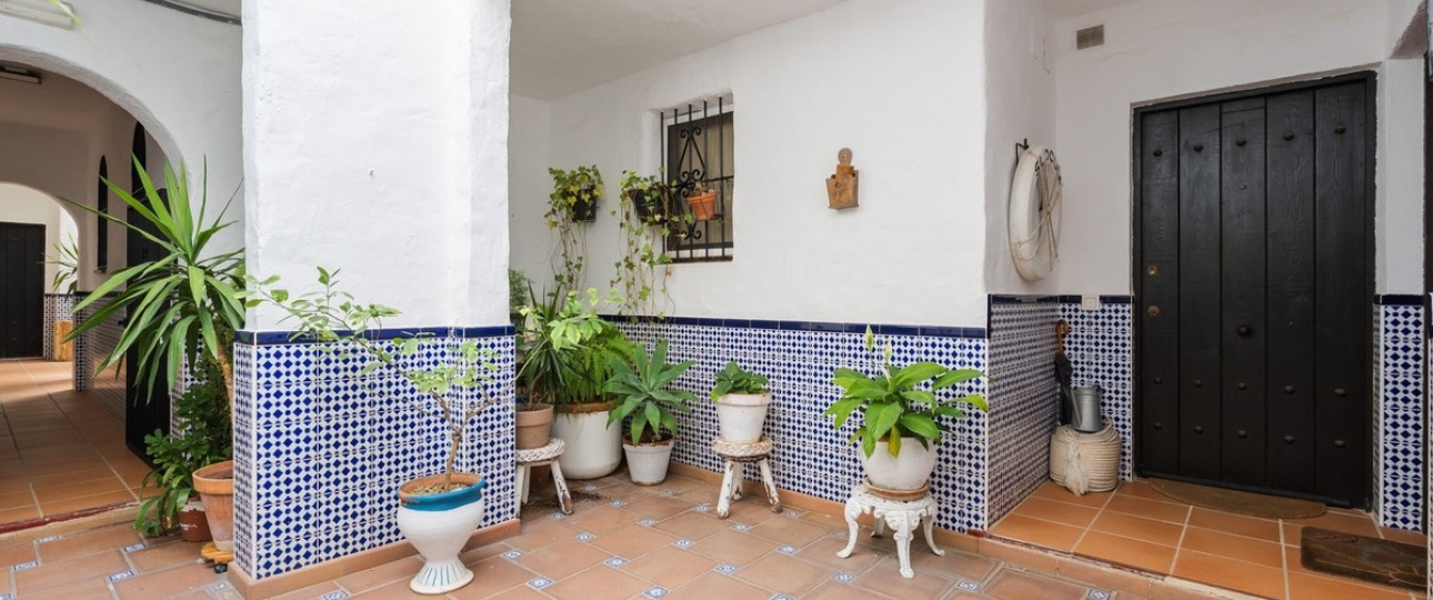 Resale - apartment - Marbella - Puerto Banús