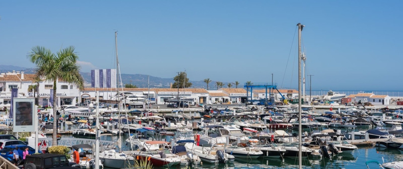 Resale - apartment - Marbella - Puerto Banús