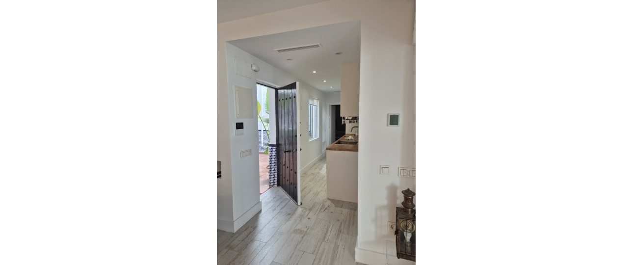 Resale - apartment - Marbella - Puerto Banús