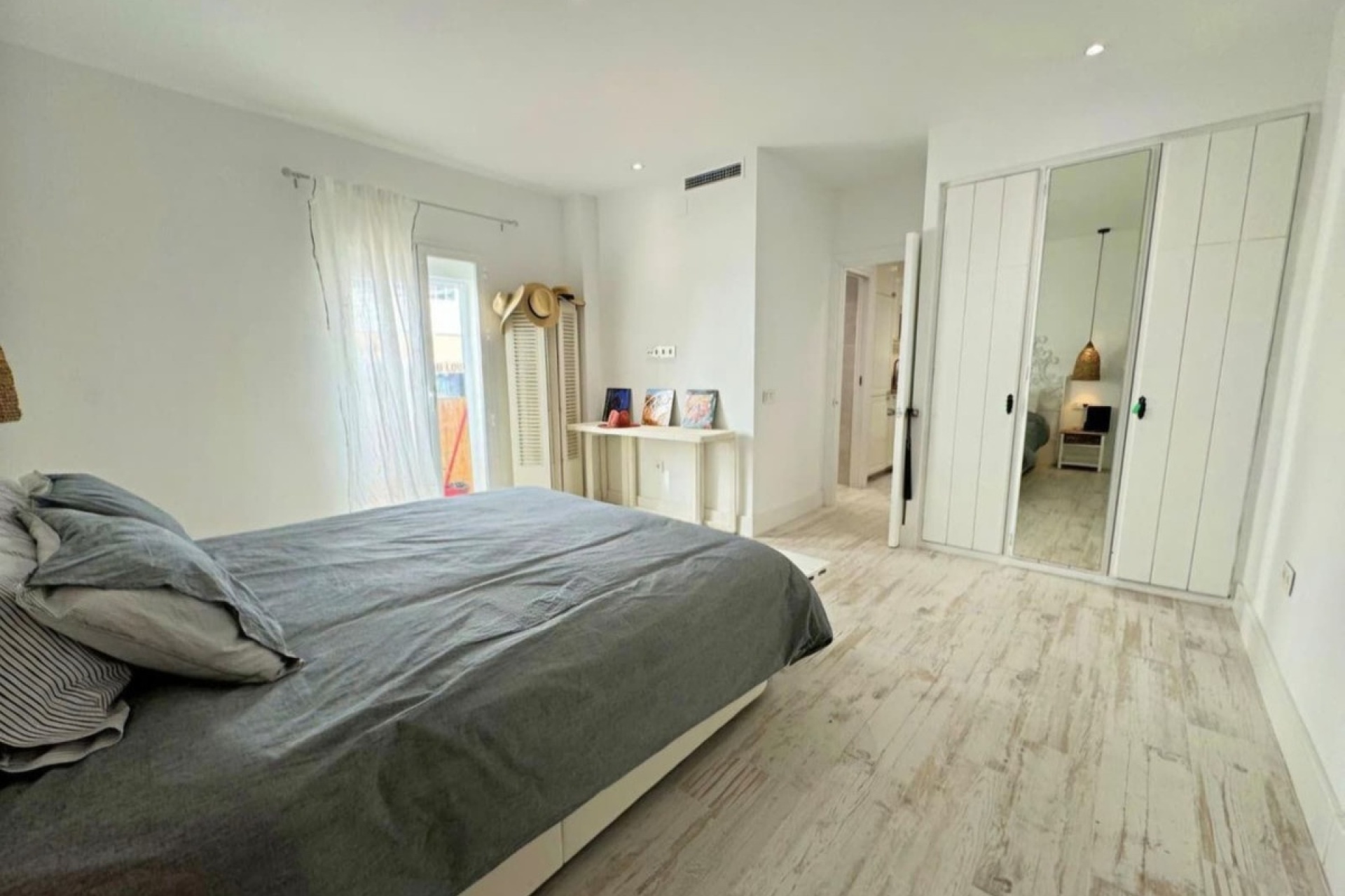 Resale - apartment - Marbella - Puerto Banús