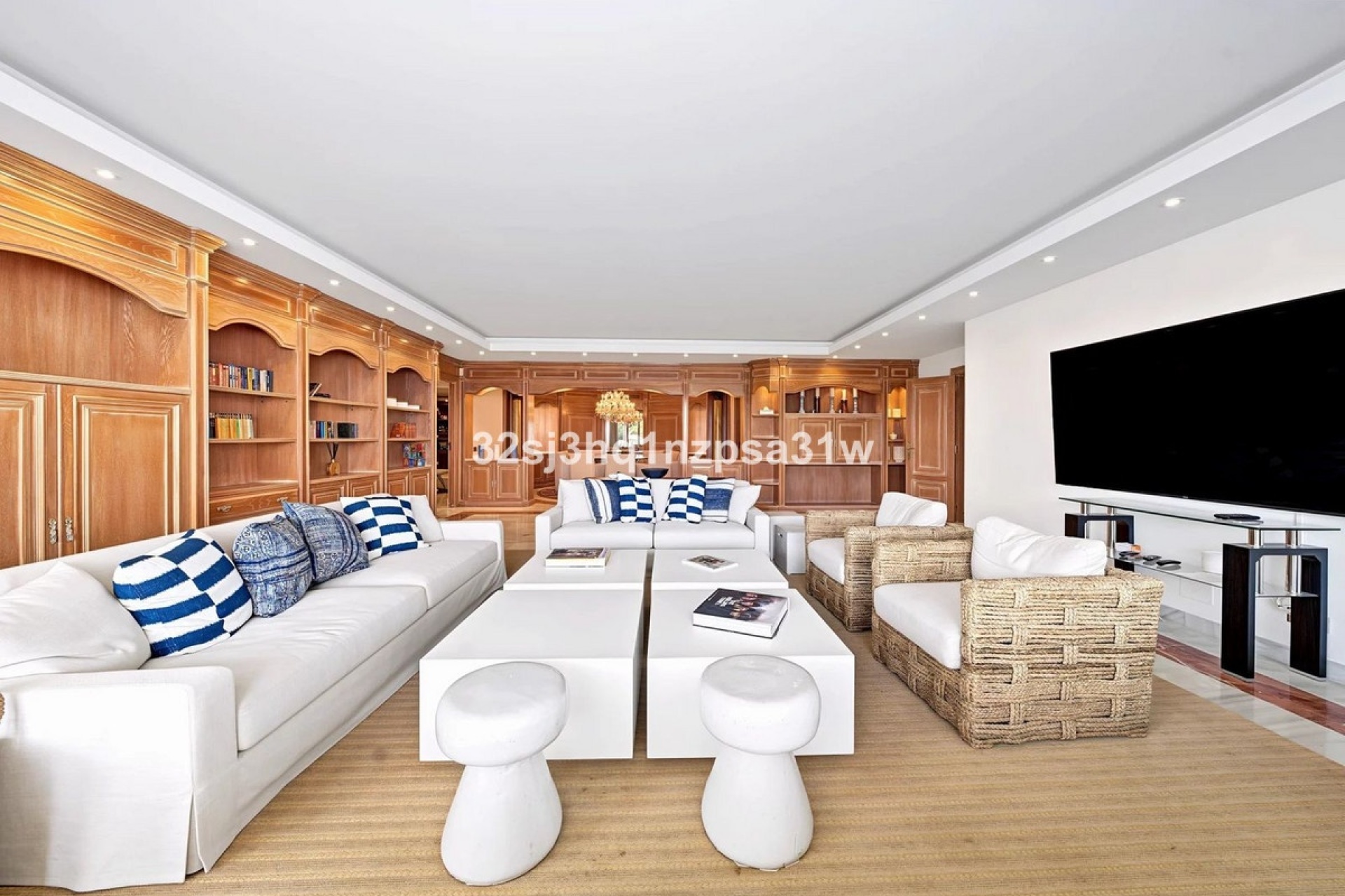 Resale - apartment - Marbella - Puerto Banús