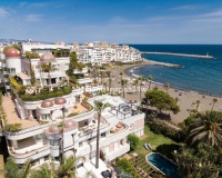 Resale - apartment - Marbella - Puerto Banús