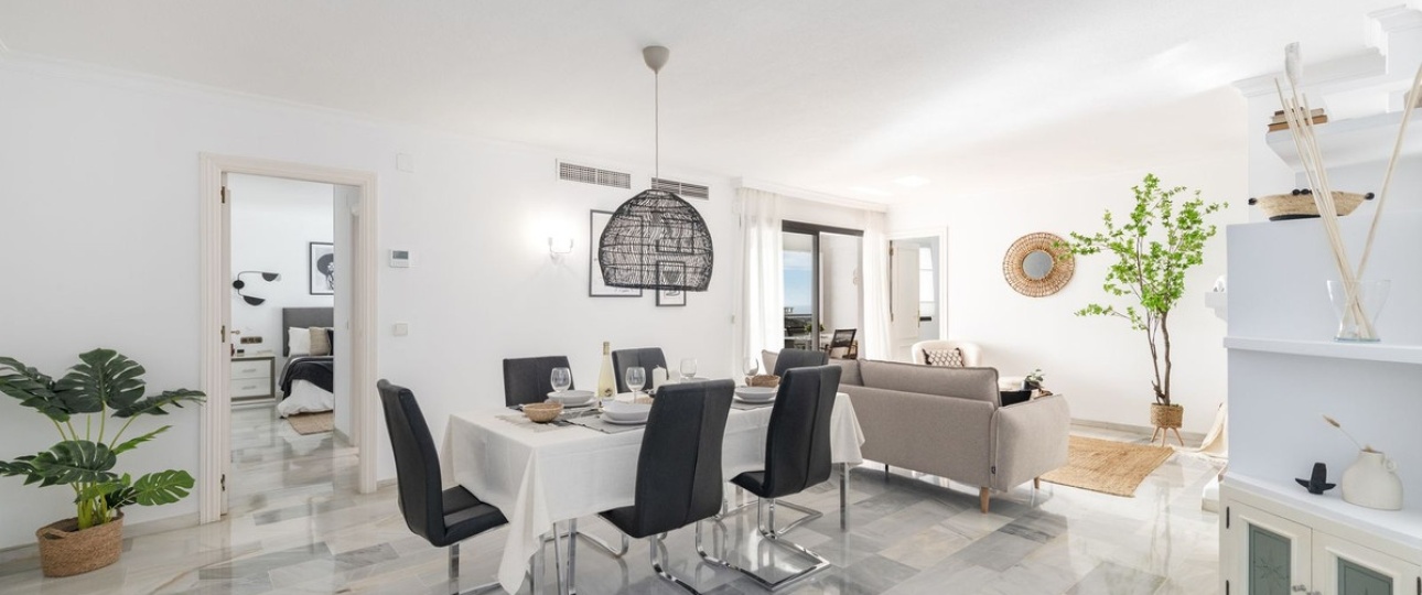 Resale - apartment - Marbella - Puerto Banús