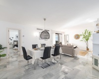Resale - apartment - Marbella - Puerto Banús