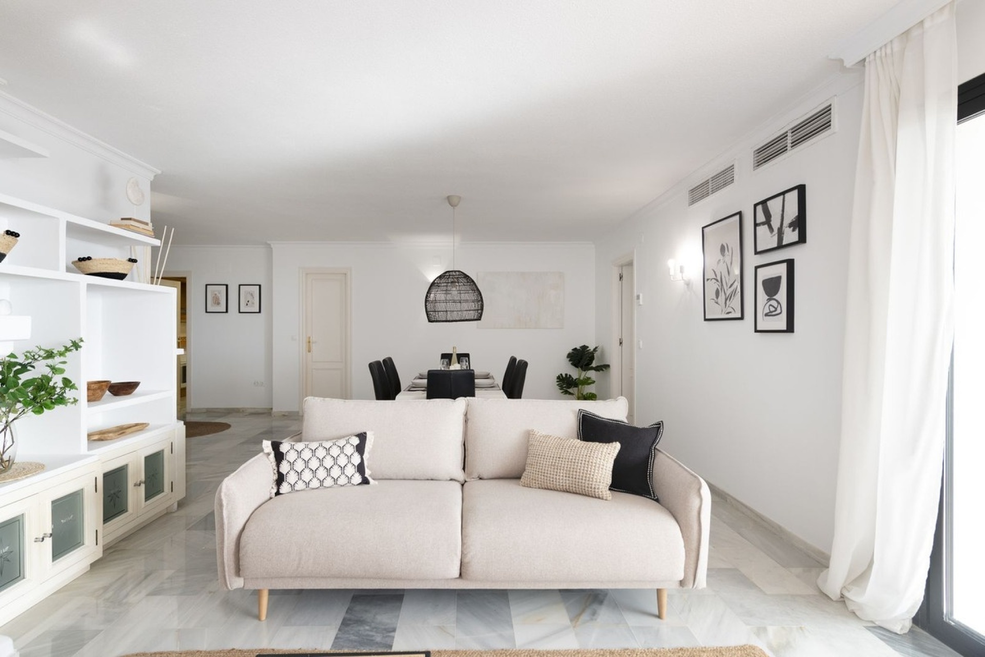 Resale - apartment - Marbella - Puerto Banús