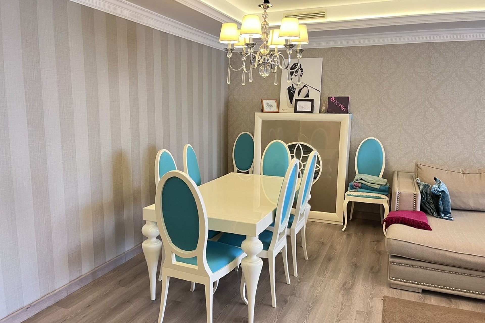 Resale - apartment - Marbella - Puerto Banús