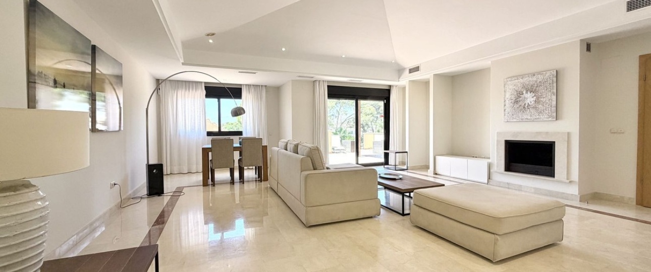 Resale - apartment - Marbella - Puerto Banús