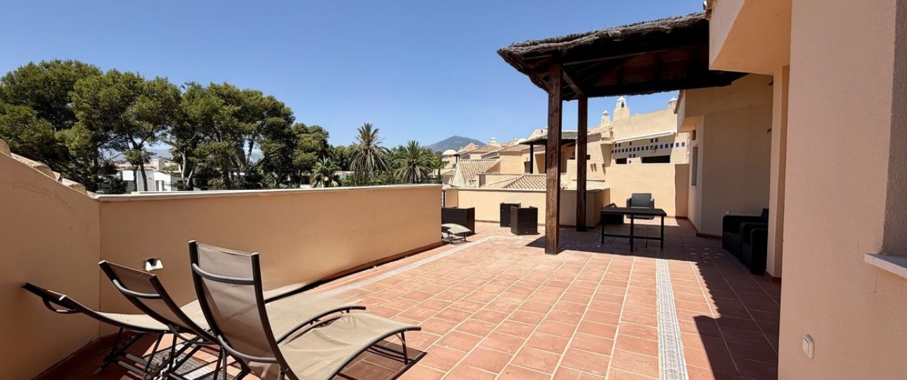 Resale - apartment - Marbella - Puerto Banús