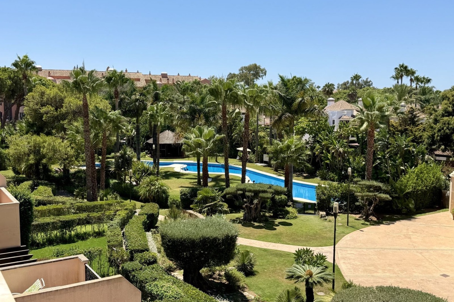 Resale - apartment - Marbella - Puerto Banús