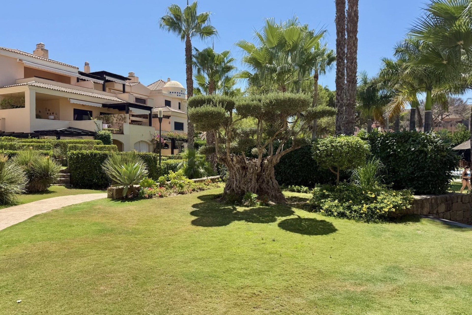 Resale - apartment - Marbella - Puerto Banús