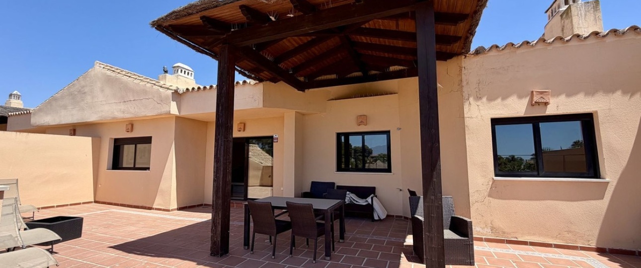 Resale - apartment - Marbella - Puerto Banús