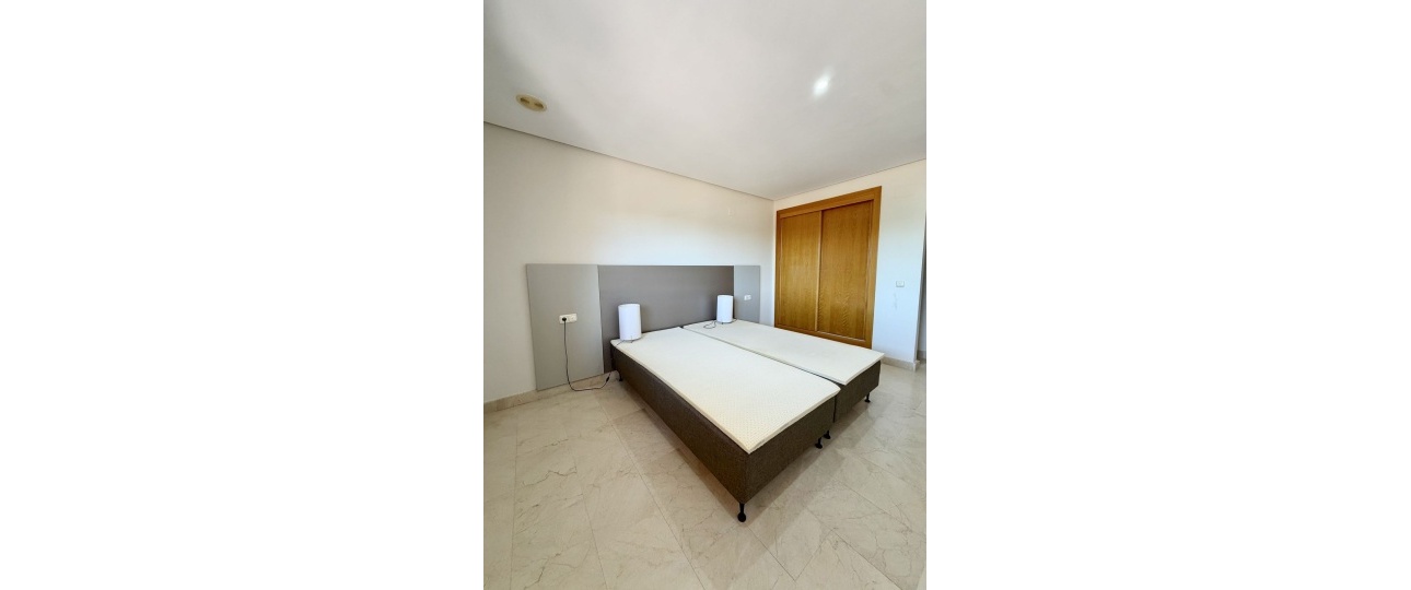 Resale - apartment - Marbella - Puerto Banús