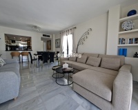 Resale - apartment - Marbella - Puerto Banús