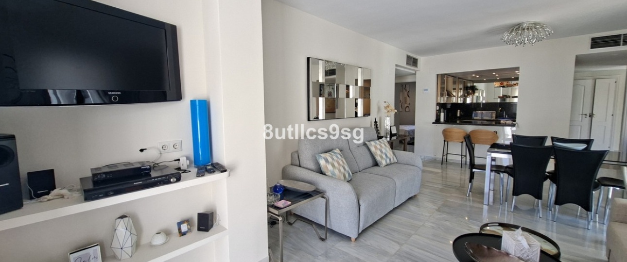 Resale - apartment - Marbella - Puerto Banús