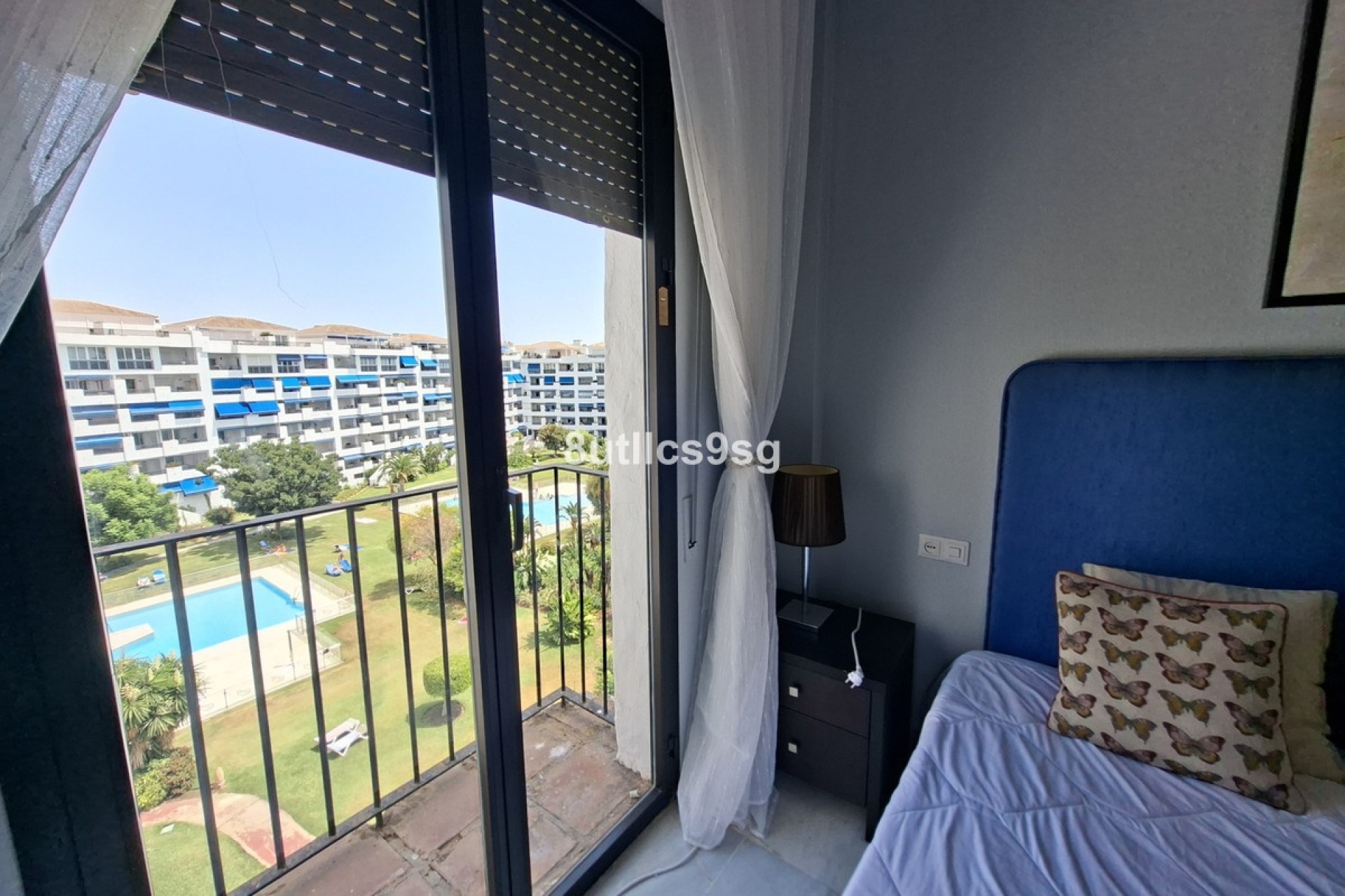 Resale - apartment - Marbella - Puerto Banús