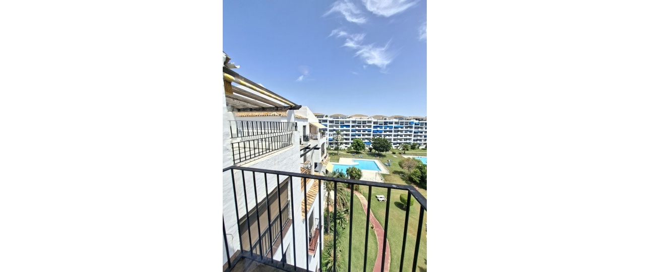 Resale - apartment - Marbella - Puerto Banús