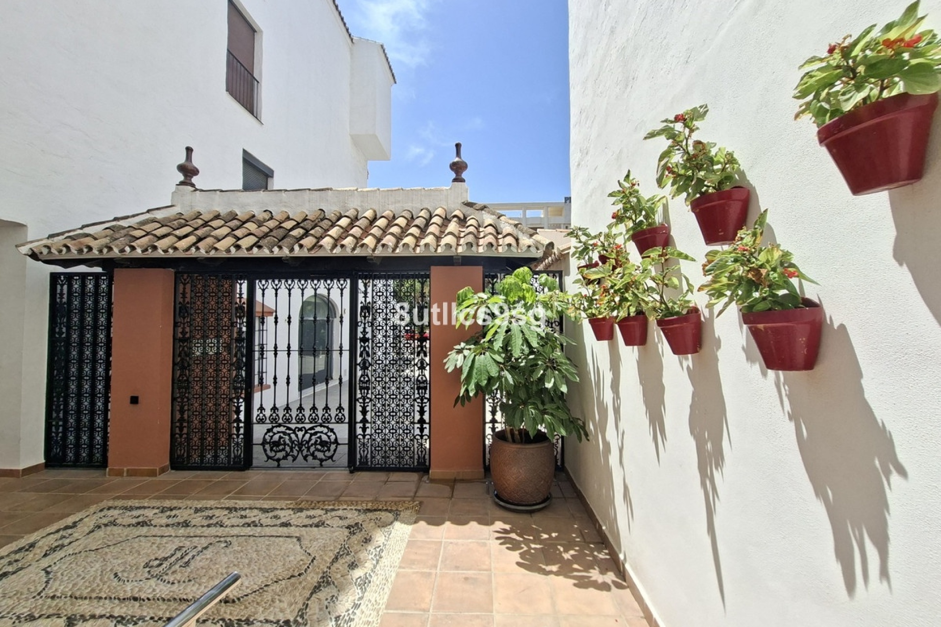 Resale - apartment - Marbella - Puerto Banús