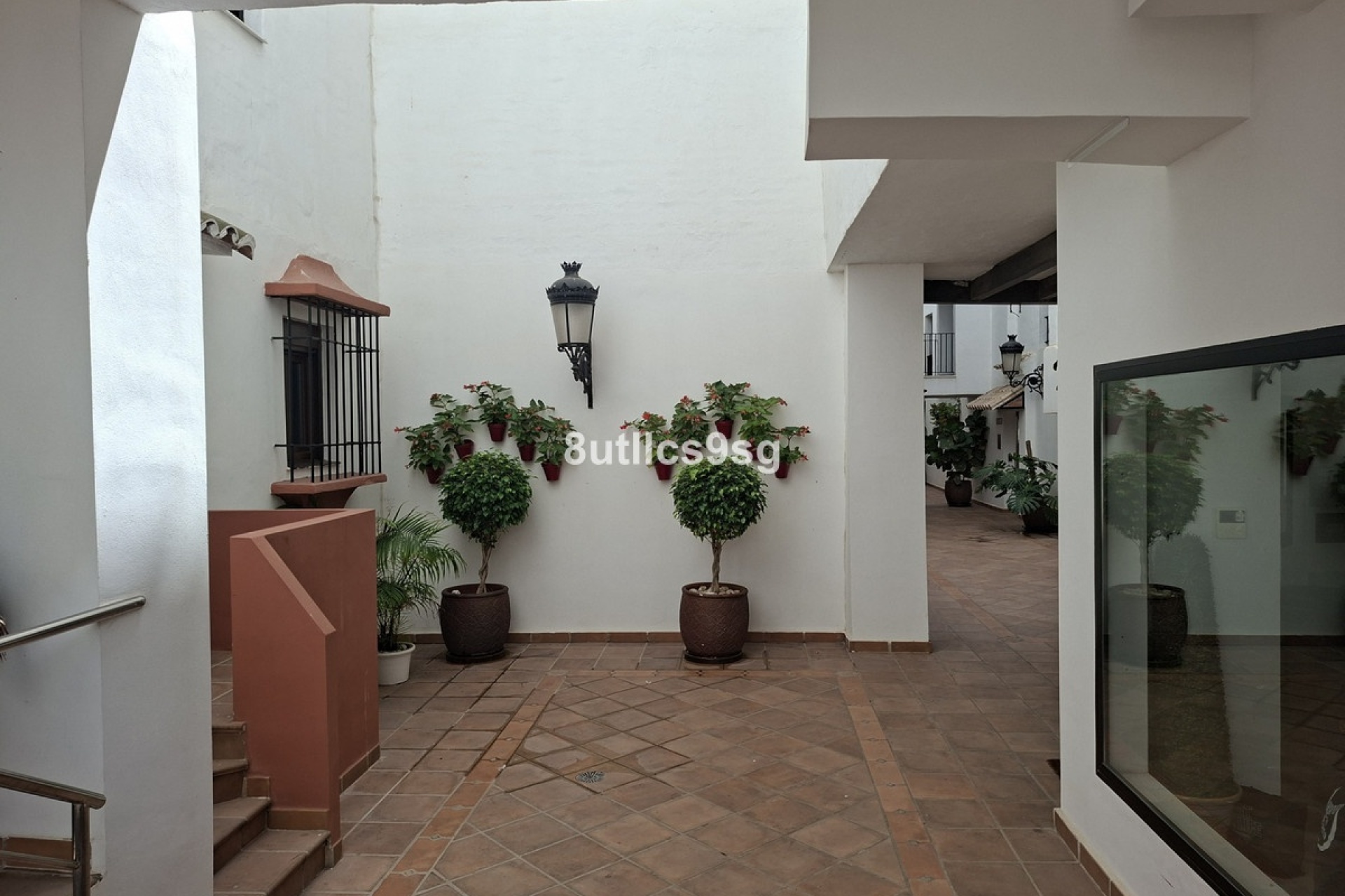 Resale - apartment - Marbella - Puerto Banús