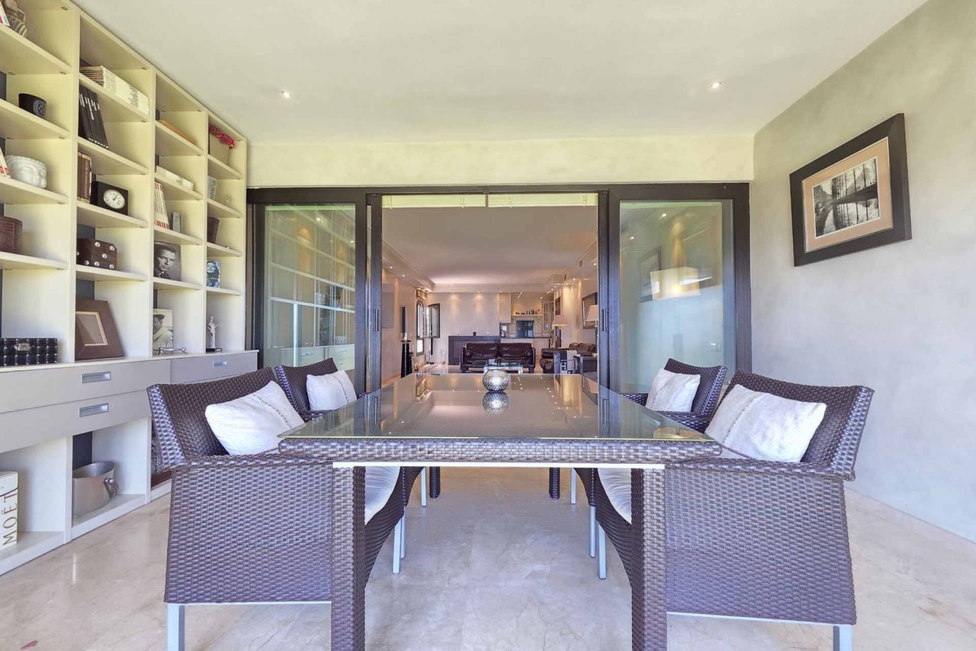 Resale - apartment - Marbella - Puerto Banús