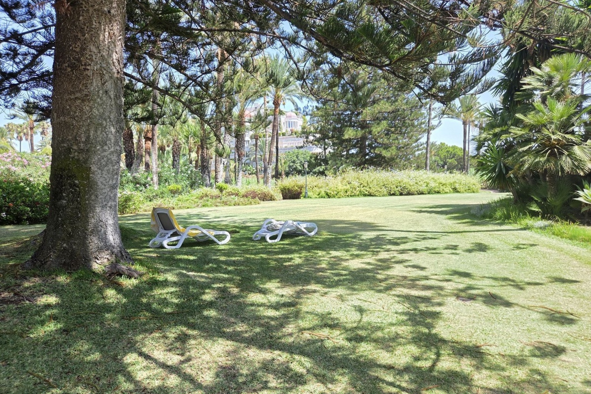 Resale - apartment - Marbella - Puerto Banús