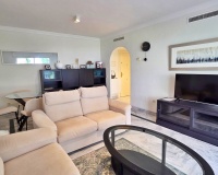 Resale - apartment - Marbella - Puerto Banús