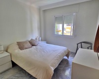 Resale - apartment - Marbella - Puerto Banús