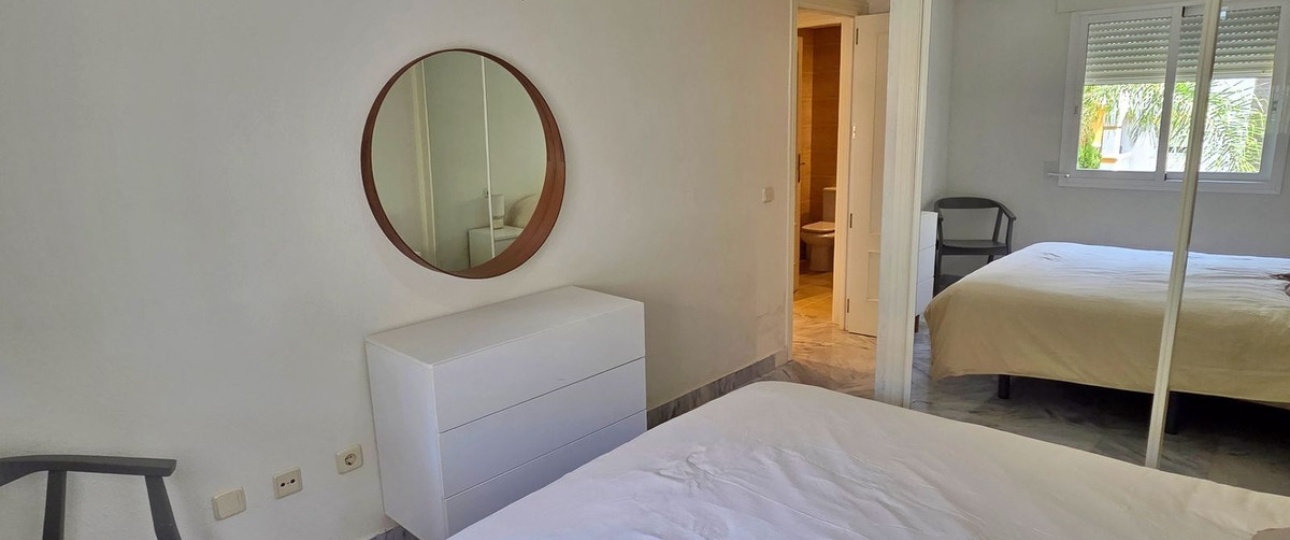 Resale - apartment - Marbella - Puerto Banús