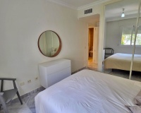Resale - apartment - Marbella - Puerto Banús