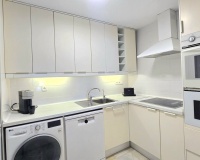 Resale - apartment - Marbella - Puerto Banús