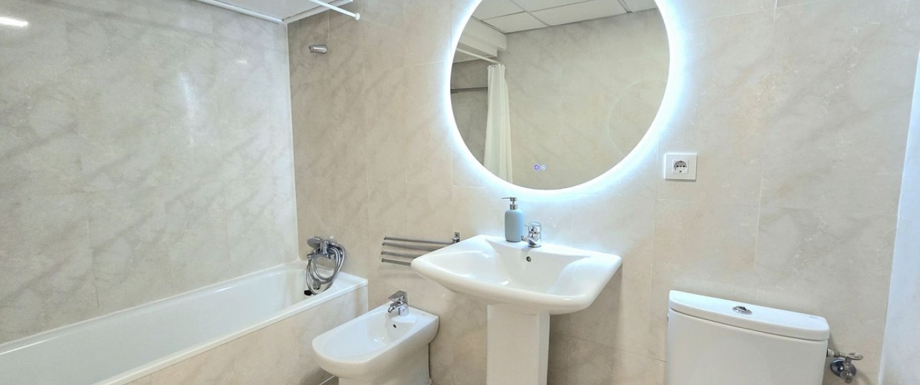 Resale - apartment - Marbella - Puerto Banús