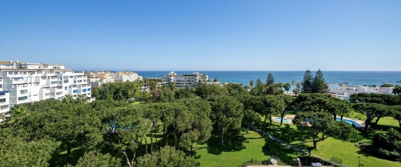 Resale - apartment - Marbella - Puerto Banús