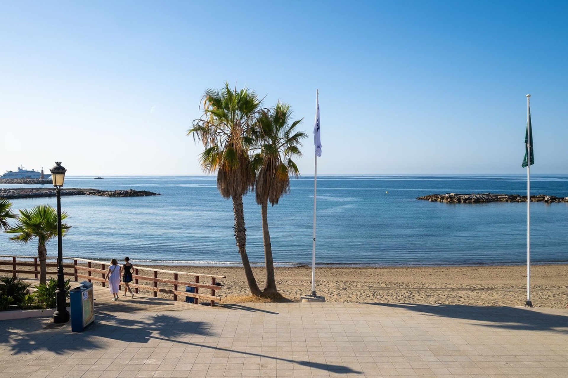 Resale - apartment - Marbella - Puerto Banús