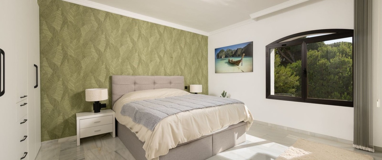 Resale - apartment - Marbella - Puerto Banús