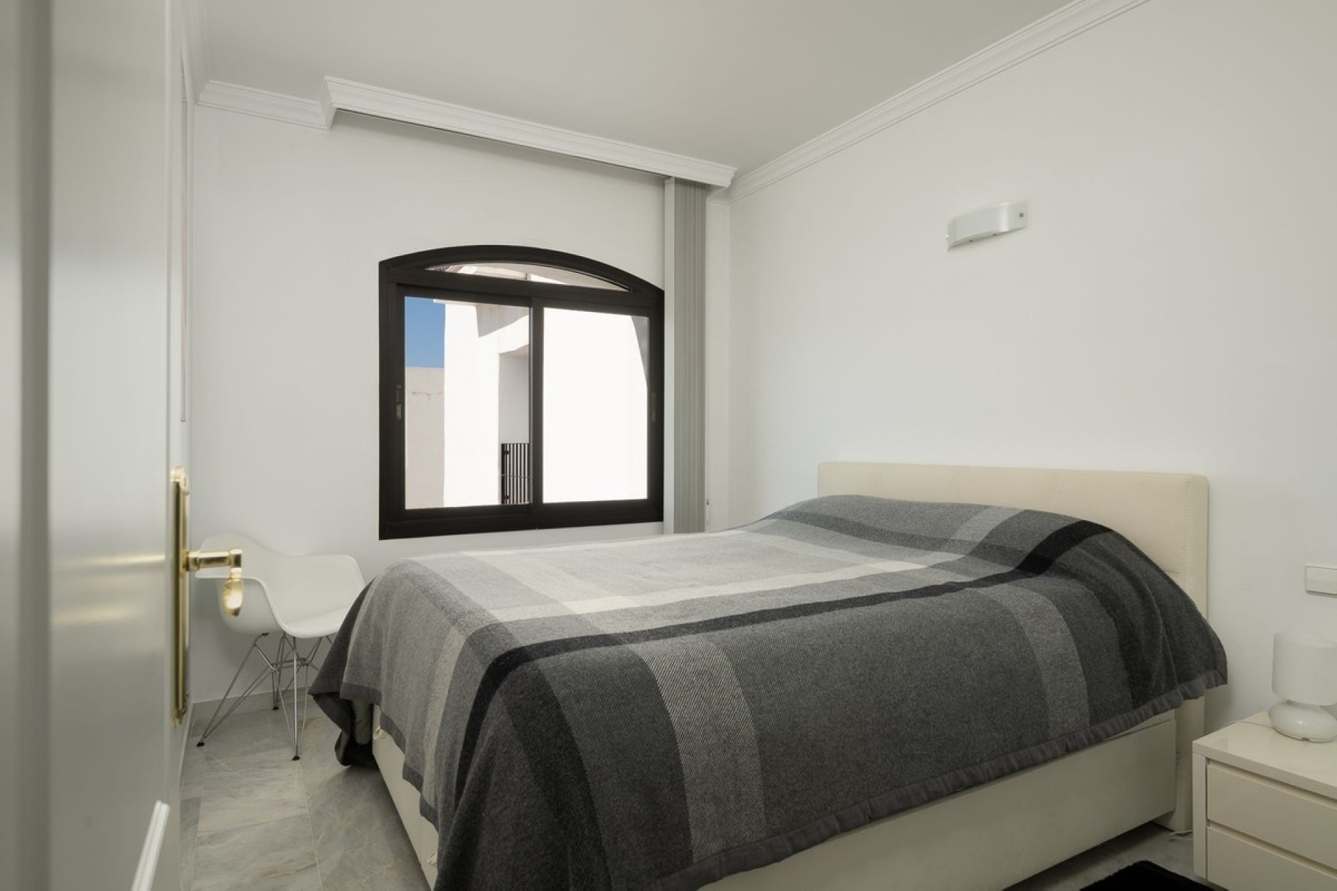 Resale - apartment - Marbella - Puerto Banús
