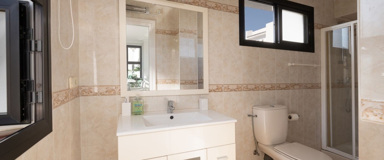 Resale - apartment - Marbella - Puerto Banús