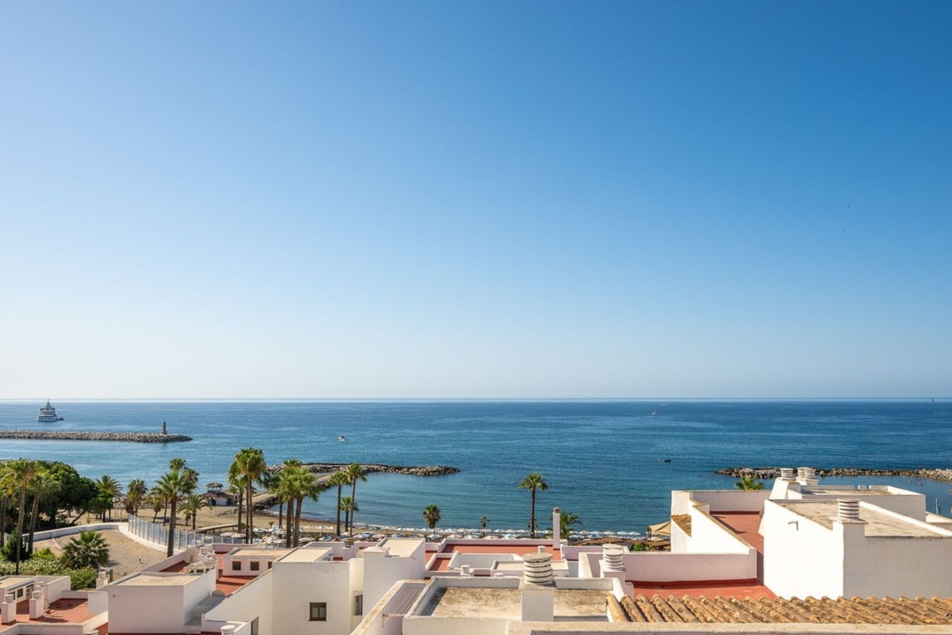 Resale - apartment - Marbella - Puerto Banús