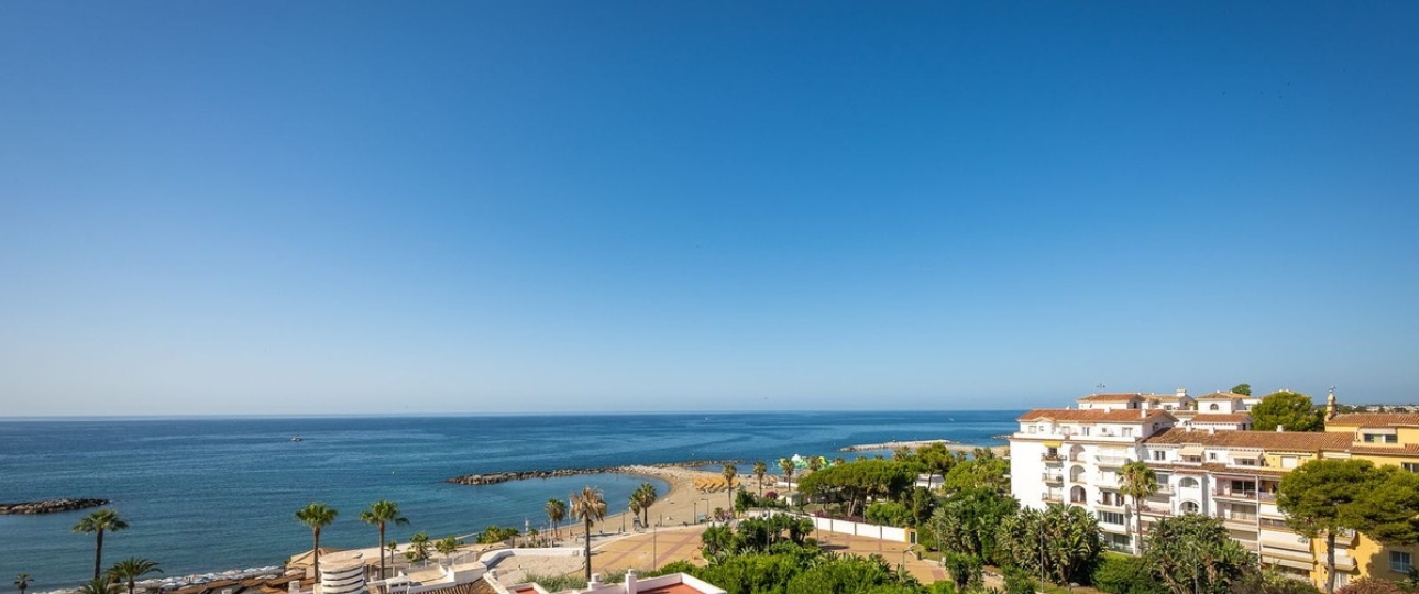 Resale - apartment - Marbella - Puerto Banús