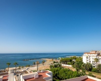 Resale - apartment - Marbella - Puerto Banús