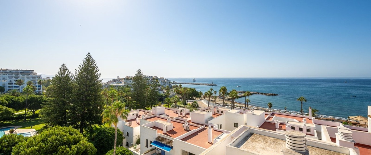 Resale - apartment - Marbella - Puerto Banús
