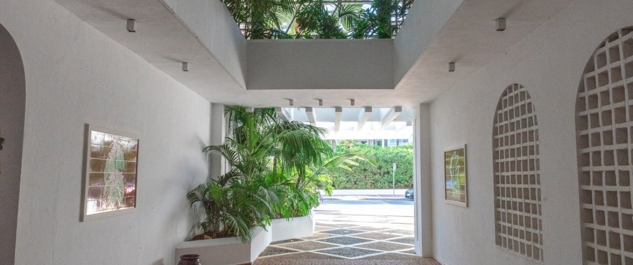Resale - apartment - Marbella - Puerto Banús