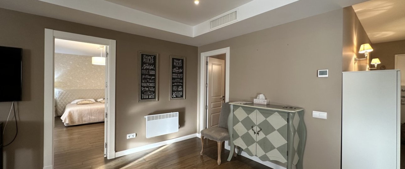 Resale - apartment - Marbella - Puerto Banús