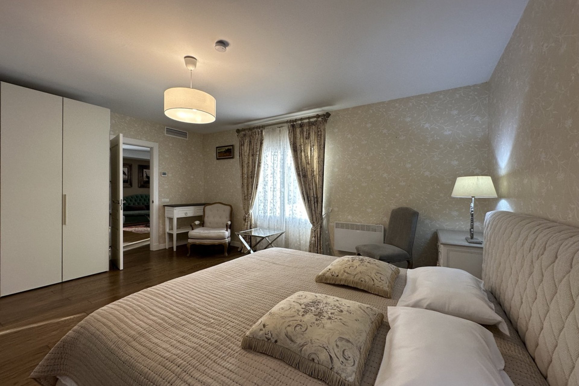 Resale - apartment - Marbella - Puerto Banús