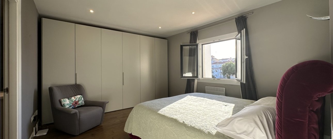 Resale - apartment - Marbella - Puerto Banús