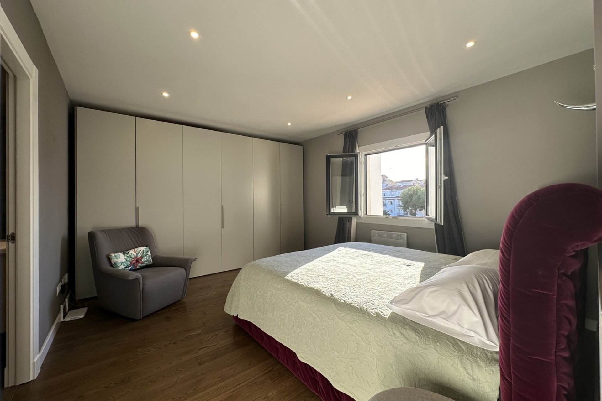 Resale - apartment - Marbella - Puerto Banús