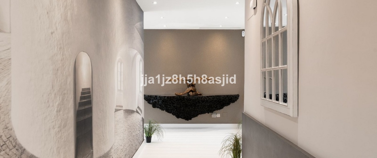 Resale - apartment - Marbella - Puerto Banús