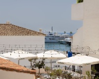 Resale - apartment - Marbella - Puerto Banús