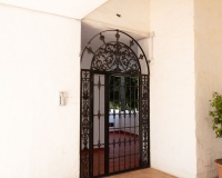 Resale - apartment - Marbella - Puerto Banús