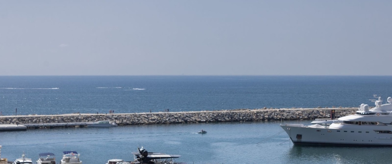 Resale - apartment - Marbella - Puerto Banús
